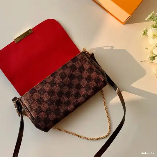 PM Vuitton Favorite Louis 0519